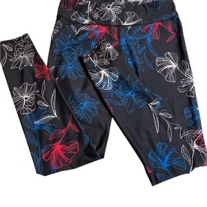 Fabletics Floral Women’s Leggings - Black Red White Blue floral Accents Med